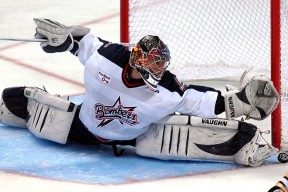 开云体育入口-勇士队连续获胜，目标三连冠，勇士队两连冠