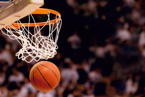 开云平台-纳达尔宣布回归赛场，备战红土赛季，纳达尔2021参赛计划